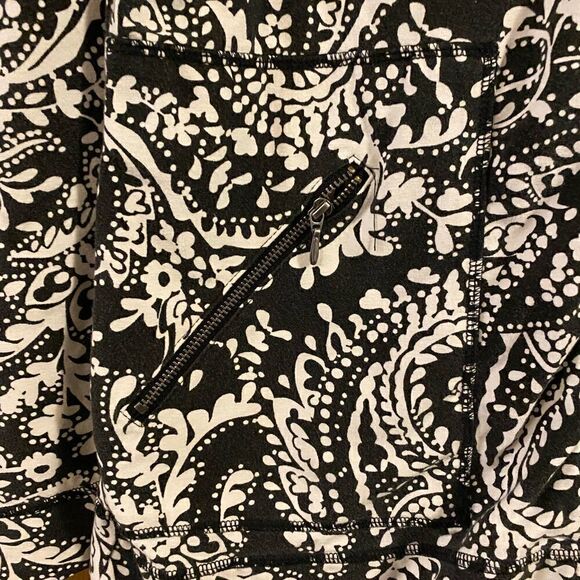 Sigrid Olsen Zip-up Black & White shirt, size M. (S47) - Picture 3 of 4